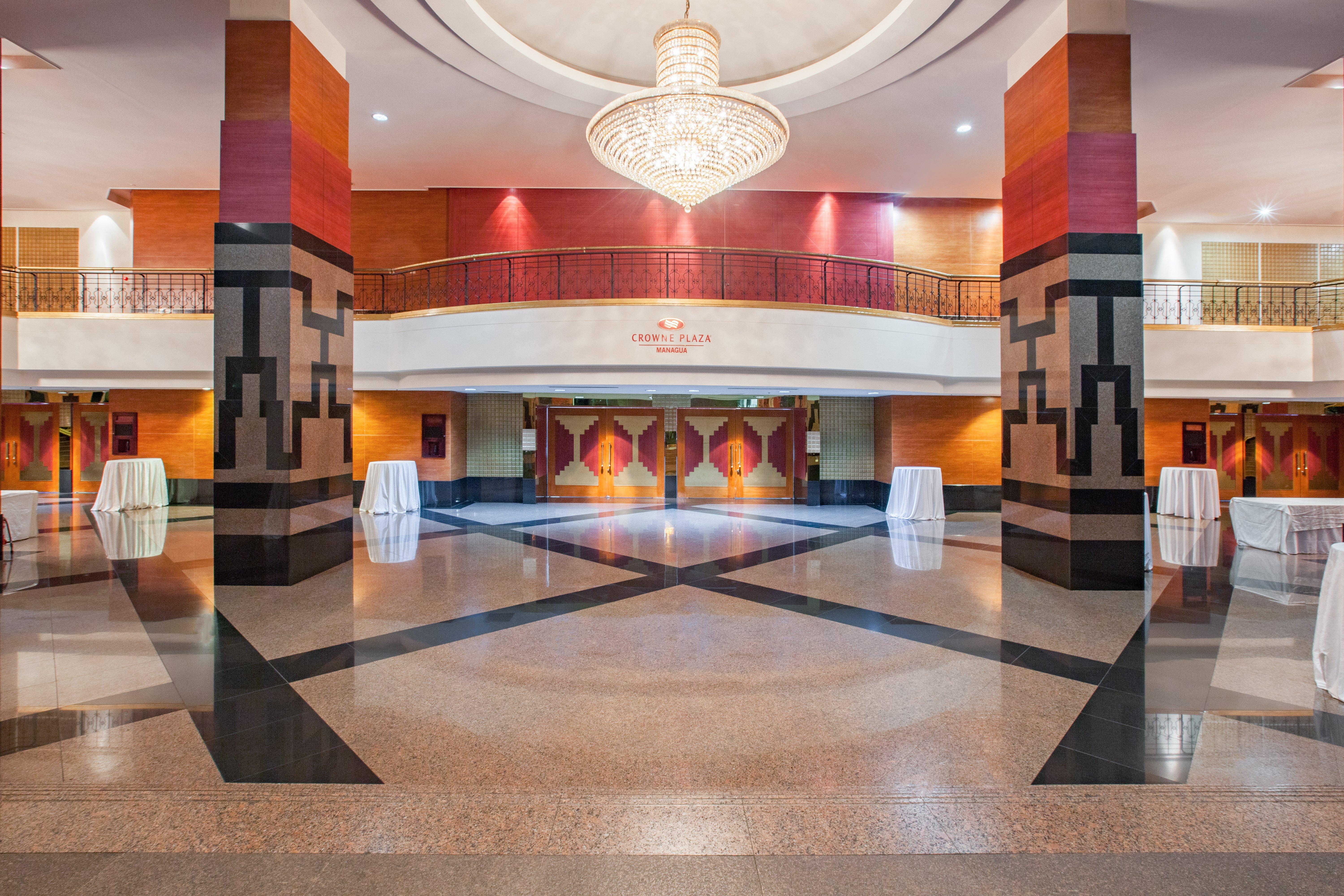 Hotel Crowne Plaza Managua By Ihg Esterno foto