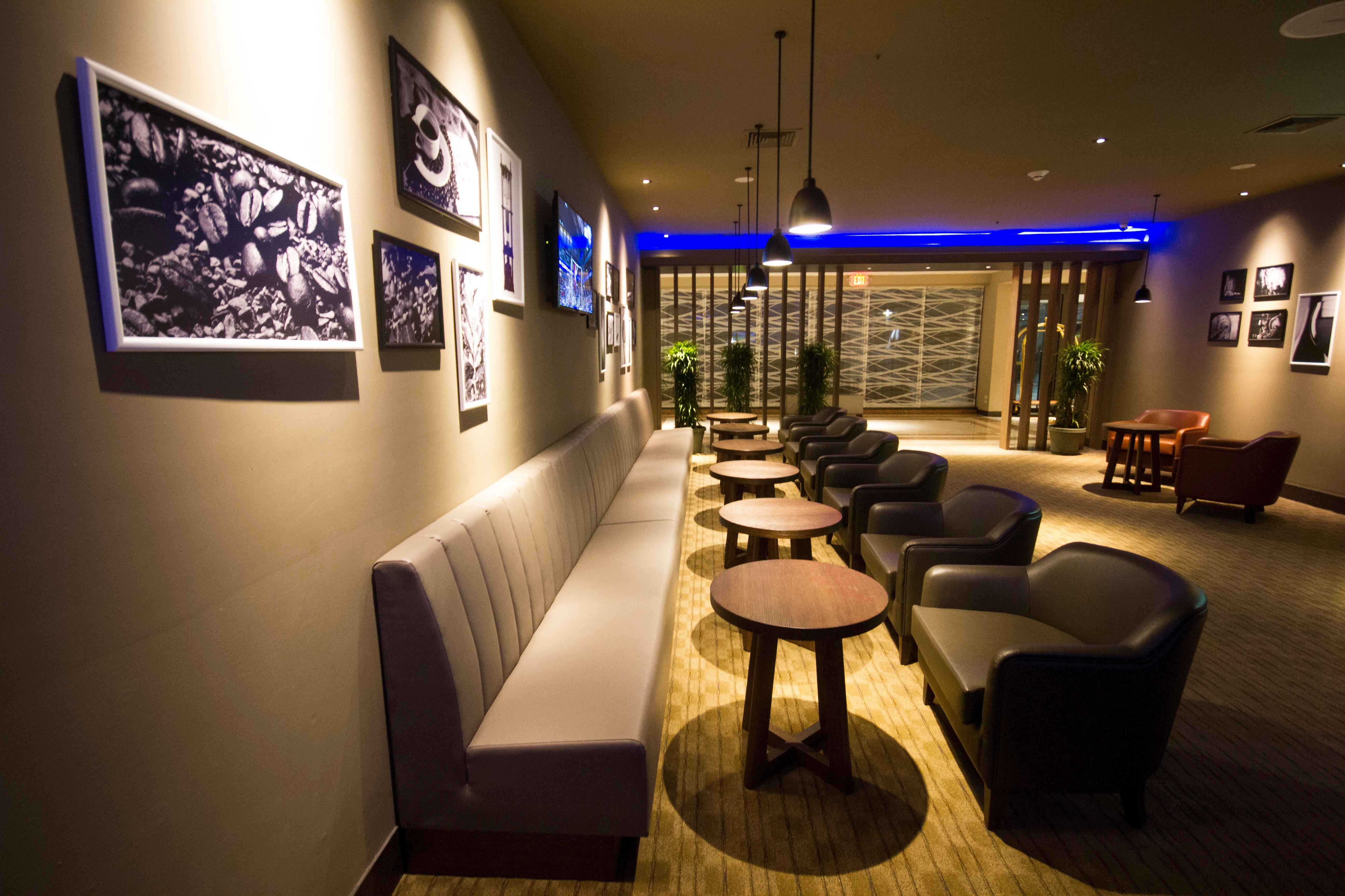 Hotel Crowne Plaza Managua By Ihg Esterno foto