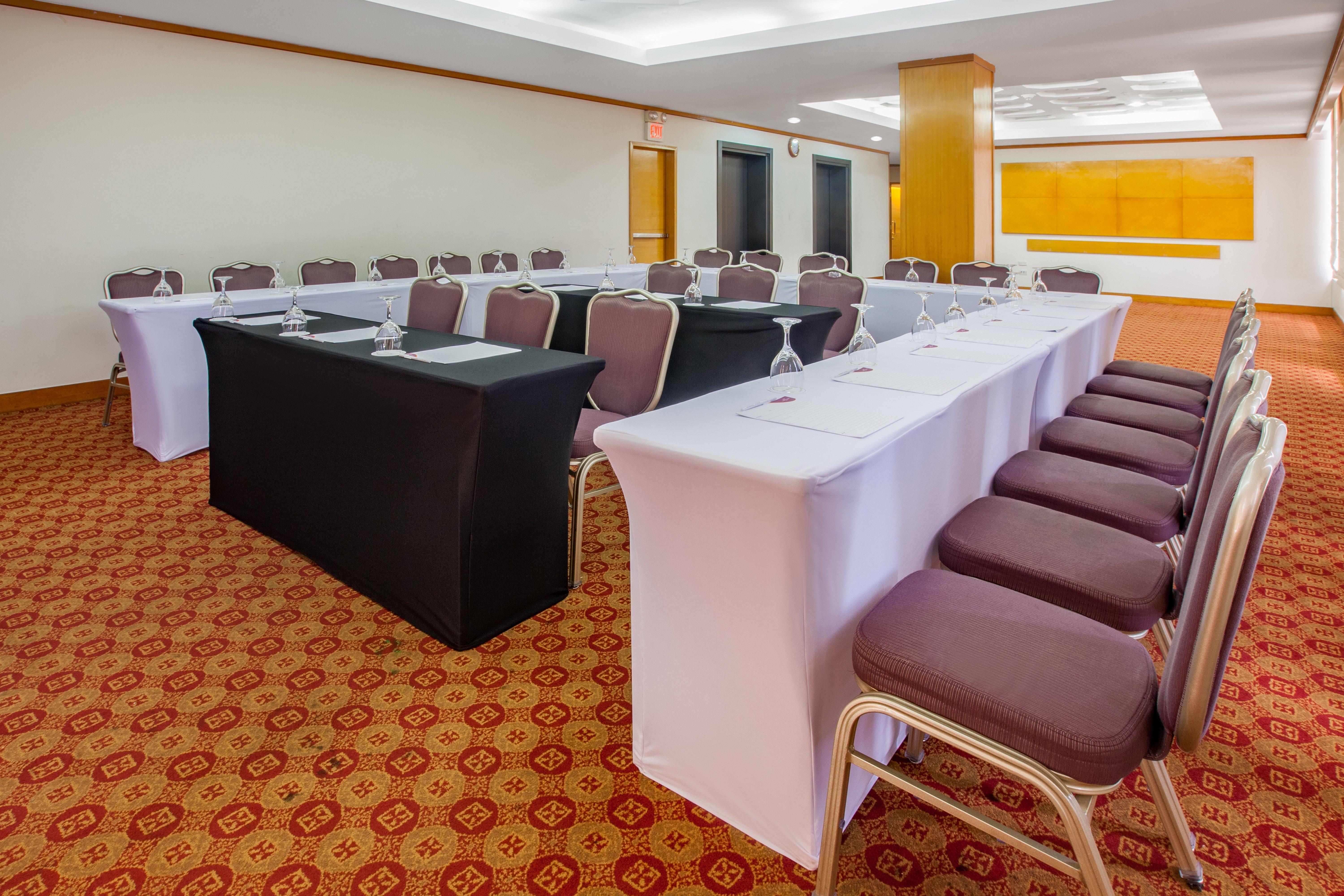 Hotel Crowne Plaza Managua By Ihg Esterno foto