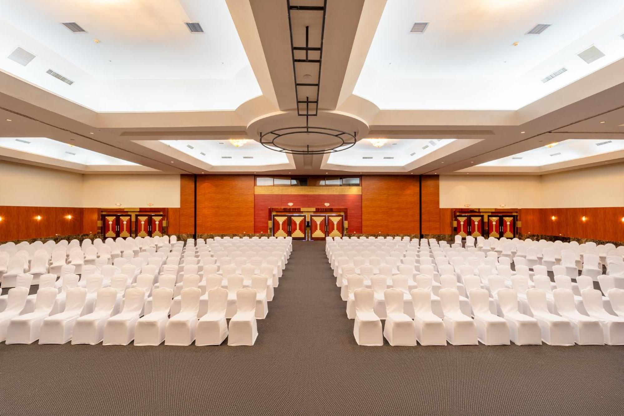 Hotel Crowne Plaza Managua By Ihg Esterno foto